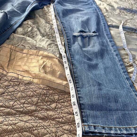 DSTLD | High Waisted Ripped Mom Jeans, Medium Vintage Size 28x30 NWT - Picture 13 of 13